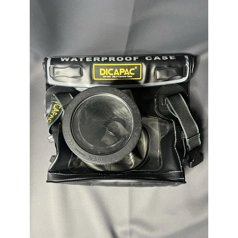 DICAPAC WP-S10 Floating Waterproof DSLR Camera Case Underwater